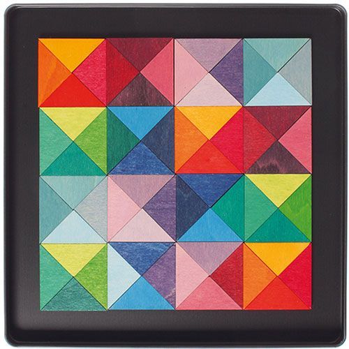 Jeu d'aimants de Grimm triangles colorés avec 64 pièces