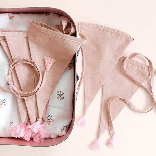 a little lovely company vlaggenslinger dusty pink