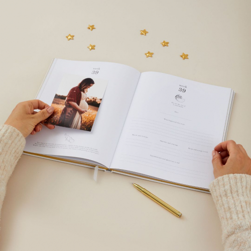 blush and gold invulboek my pregnancy journal - jungle