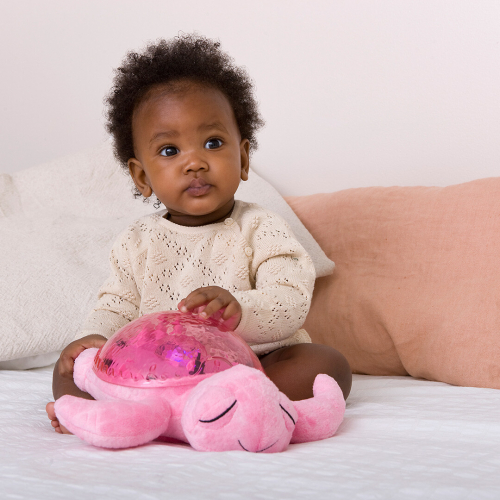 cloud.b knuffelschildpad met nachtlamp en geluid - roze