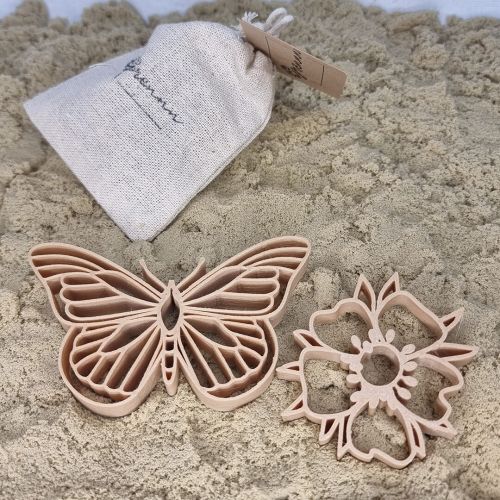 grennn uitsteekvormen vlinder en bloem