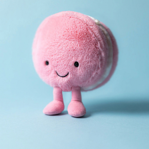 jellycat amuseables knuffelmacaron framboos - 12 cm