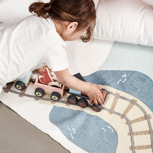 kids concept houten trein met bosdieren