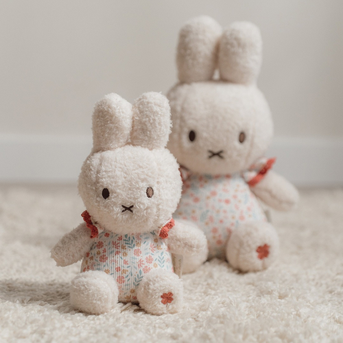 little dutch knuffelkonijn nijntje - lucky blossom - 20 cm
