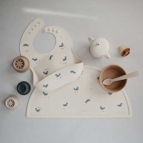 mushie placemat whales  