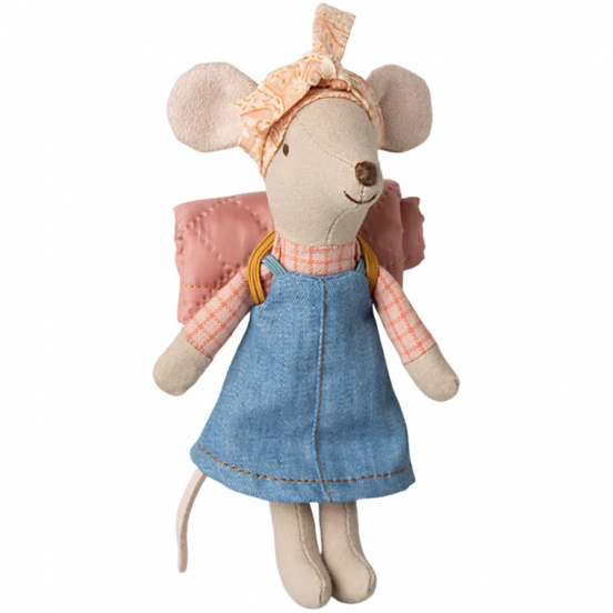 maileg knuffelmuis grote zus met magneten - backpacker - 13 cm