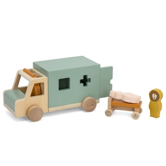 trixie ambulance